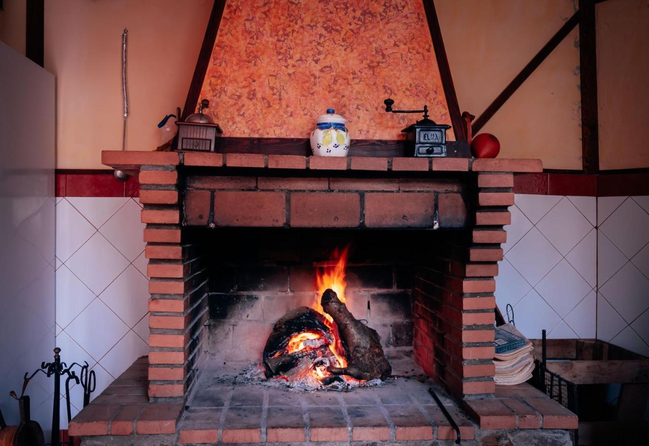 VIVENCIAS casa rural para 10 personas al pie de molino manchego. Camunas Exterior foto